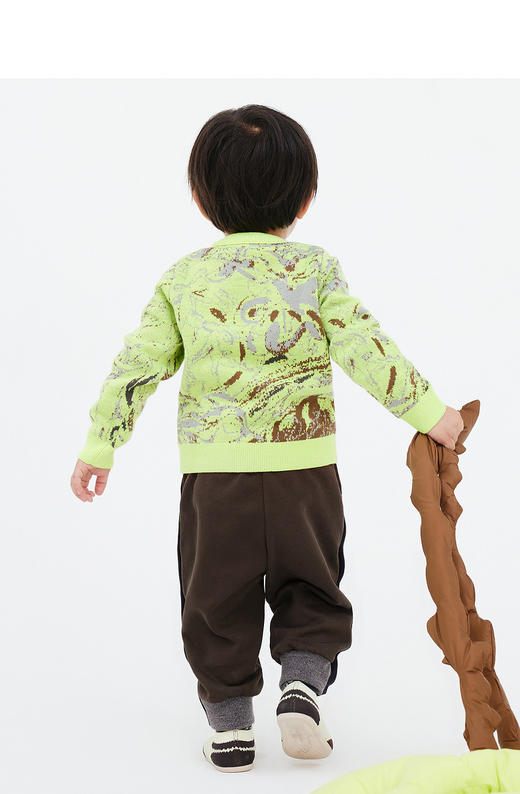 jnby   23年秋款  短款开襟毛衫  YN9311310 商品图4