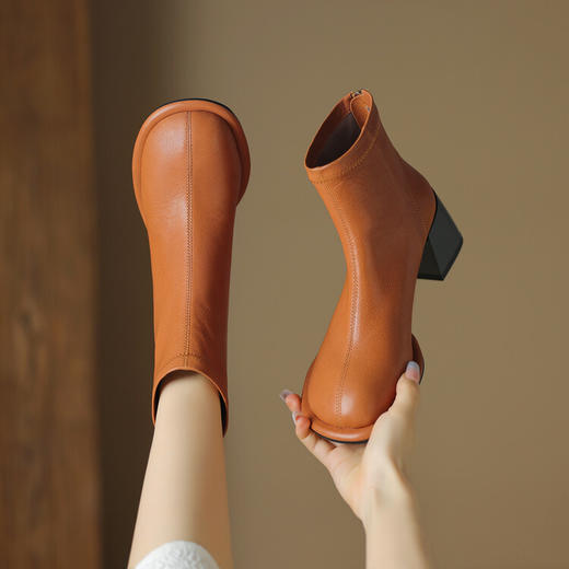 纯色百搭，软肤水晶头层羊皮粗跟后拉链短靴YS-3299 商品图2