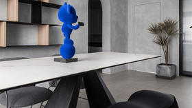 微水泥风遇上这款岩板餐桌，质感UP