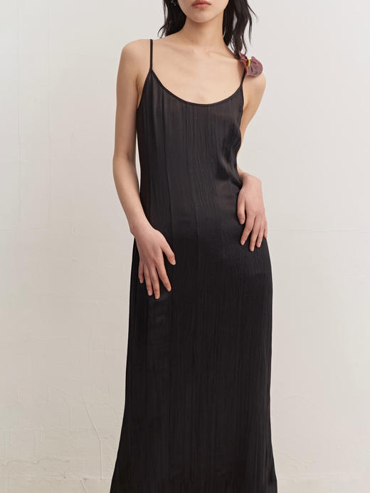 HOSIKARI｜HO23AW17 肌理醋酸拼接吊带连衣裙 [ 黑 / 白 ] 无弹 商品图7