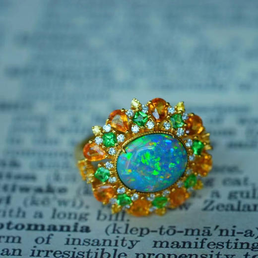 龢盒原创 艳‮稀彩‬有‮闪色‬电‮矿岭‬区天‮黑然‬澳宝 欧珀镶‮宝彩‬复‮奢古‬华‮戒大‬指 商品图2