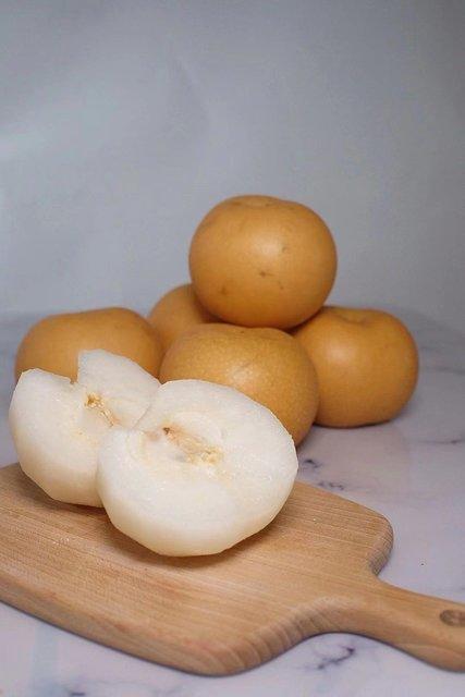 2025新果【顺丰/京东包邮】山东生态秋月梨     2025莱西精品“秋月梨” 梨中秋月， 基地直邮 商品图1