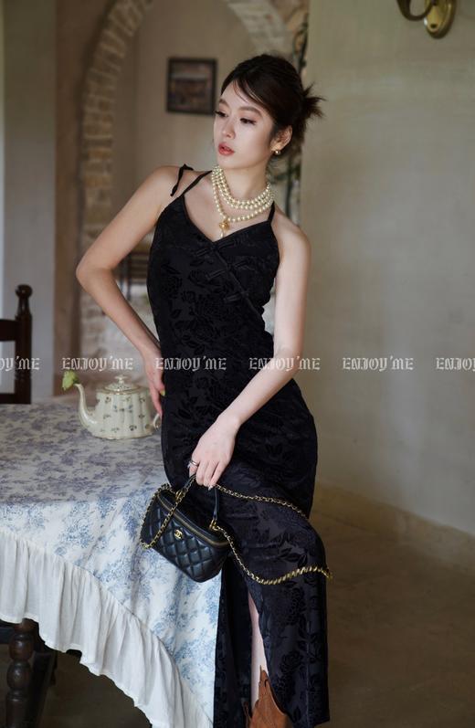 【门店同款】秋季浪漫主义-提花盘扣挂脖连衣裙 154301480 商品图8