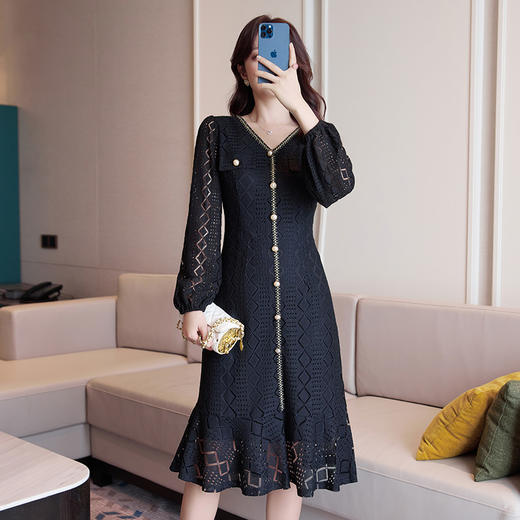 奢姿2025春季新款大码女装纽扣装饰裙子胖mmV领减龄时尚连衣裙9933853104 商品图2