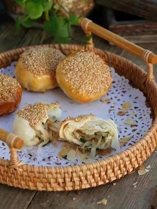 周五取货：【鲜肉萝卜丝酥】一盒300克，6个，外皮酥到掉渣，萝卜丝咸香诱人，满口芝麻香气！ 商品图3