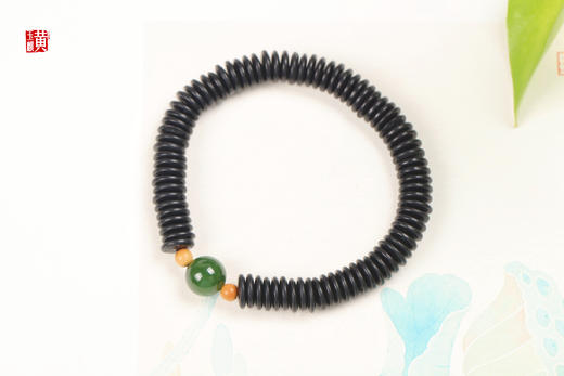 【馨宁】碧玉橄榄核手串 商品图1