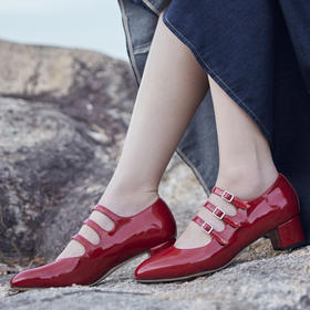 Julia Heuer 法式圆头粗跟玛丽珍鞋