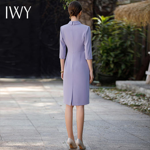 IWY/洋气紫色职业连衣裙女御姐范V领气质中袖西装裙子职场通勤服装Q886 商品图3