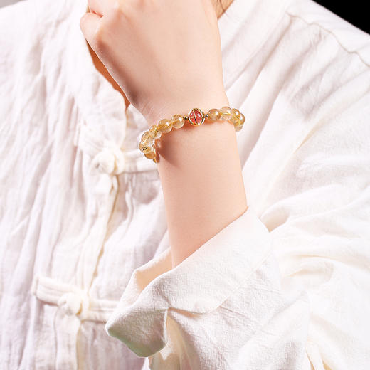 灵机吉品 金发晶手链 女草莓晶貔貅手串  商品图5