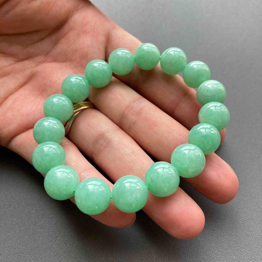 糯冰种苹果绿翡翠珠串手钏 商品图6