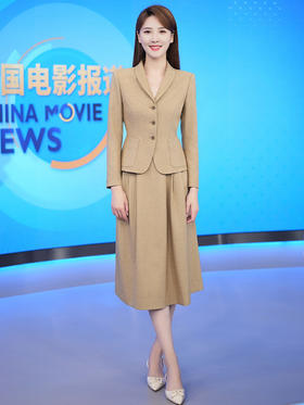 秋季新款卡其色西服套装女时尚职业套裙高级感休闲西装外套长袖