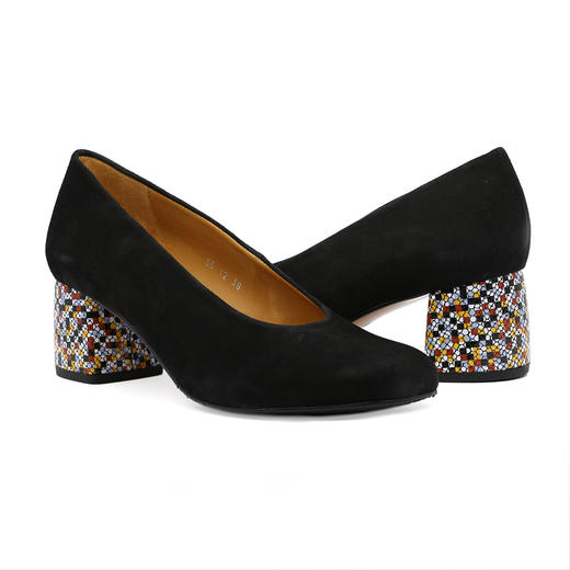 断码特价39码——西班牙原产优雅舒适女时装鞋黑色22353 商品图5