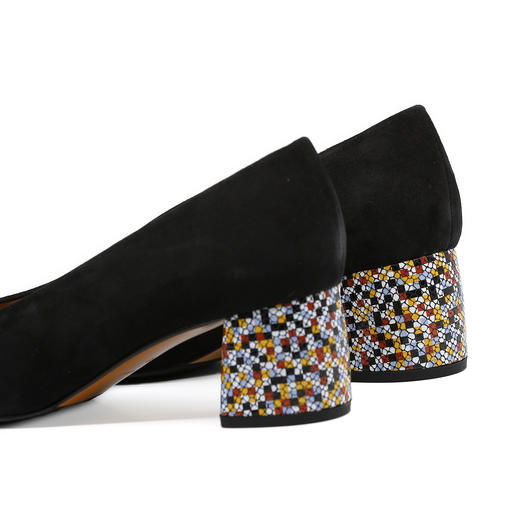 断码特价39码——西班牙原产优雅舒适女时装鞋黑色22353 商品图6