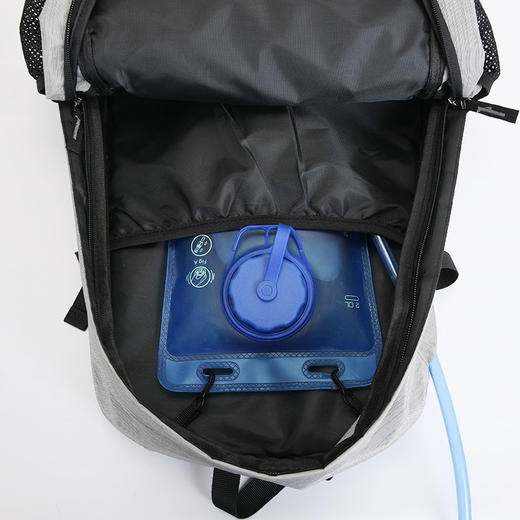 【运动户外】- 户外运动背包 防水尼龙 差旅电脑包 商品图2