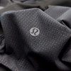 lululemon丨Active 男士薄款运动夹克可收纳连帽设计 商品缩略图7