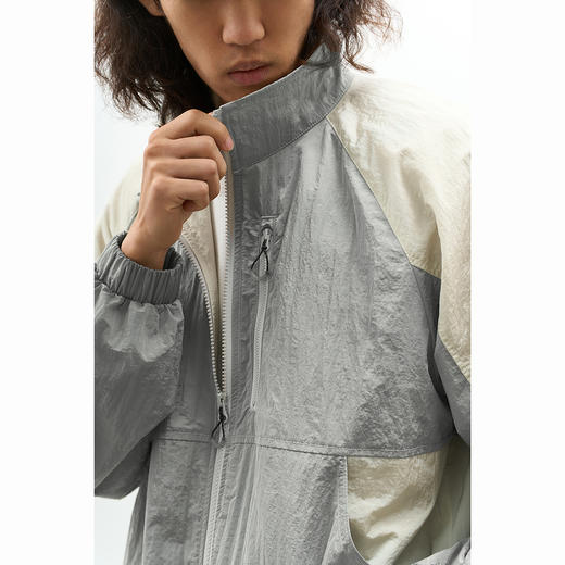 吃茶去chichaqu宽松立领拼色户外运动夹克 商品图4