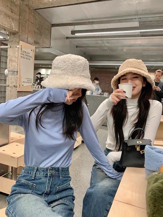 【品牌直发】她恬TATIAN 反季清仓款 百搭中领打底内搭面膜衣【大表姐同款】均码80-150可穿 商品图2