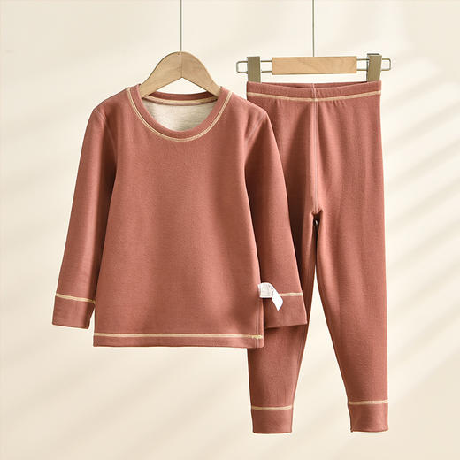 【柔软舒适 透气性好】蚕丝山羊绒，天然保暖；中小童专属，温暖呵护；套装设计，一次购齐；男女通用，时尚百搭；睡衣打底，舒适无负担。 商品图4