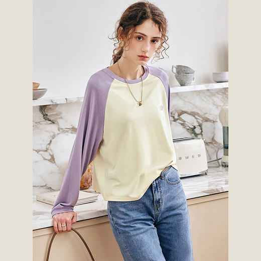 OLrain欧芮儿法式长袖T恤女春季2023年新款宽松字母印花撞色上衣 商品图3