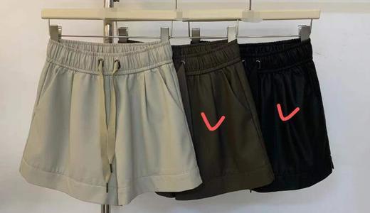 秋季韩系简约皮短裤 154302360 商品图0