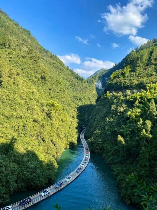 【地道恩施】绝壁、地缝、清山碧水、古老吊脚楼，北纬30度的秘境5日游 商品图1