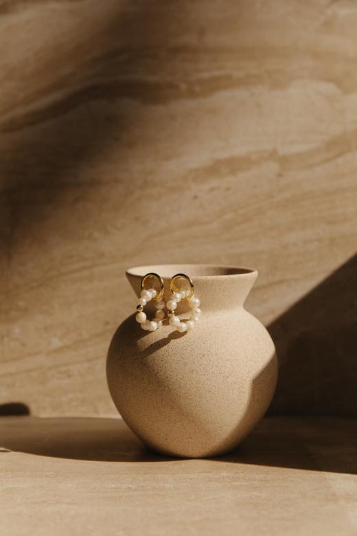 Gisel B. ANGIE系列珍珠圈耳环（15mm/17mm） 商品图1