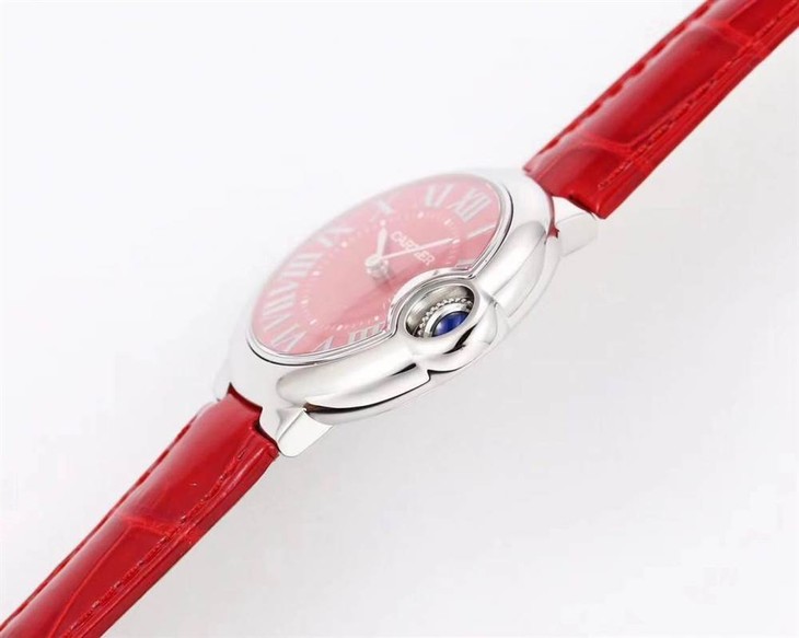 V6厂卡地亚蓝气球红色女士圣诞节限量版腕表浪漫上市