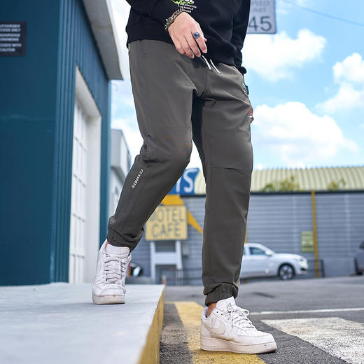 【新款DMH】大依优型大码收口潮款休闲裤加肥加大运动300斤长裤胖子裤子 商品图2