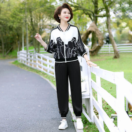 【气质妈妈装两件套】秋冬洋气上衣中年女装   中老年运动休闲套装 商品图1