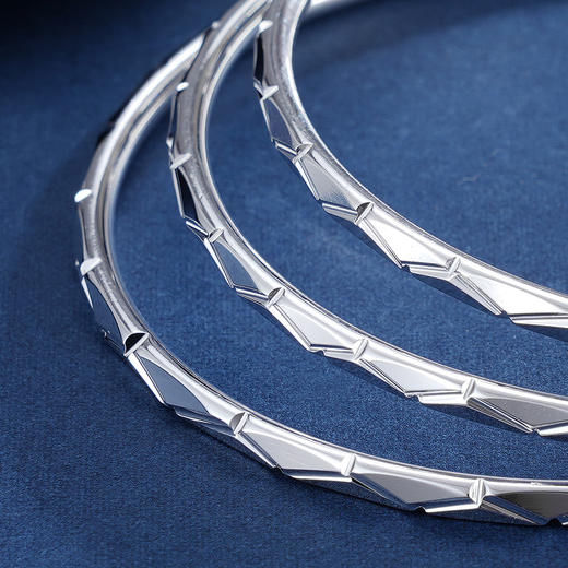 子佩集S999银【一寸柔肠】手镯【SZ007066-2】三个圈2308 商品图2