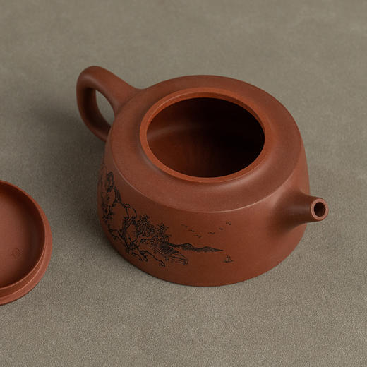 杨逸雯  《扁井栏壶》工艺美术师 商品图2