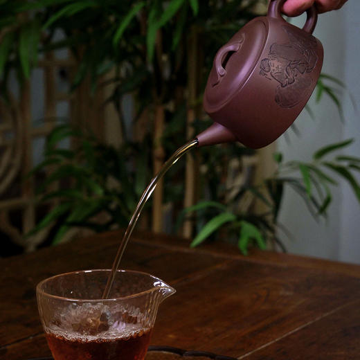 002682  束氏 国助工张婷玉220cc紫泥精谈如意井栏全手工紫砂壶宜兴紫砂壶茶具【瑕疵看图】 商品图3