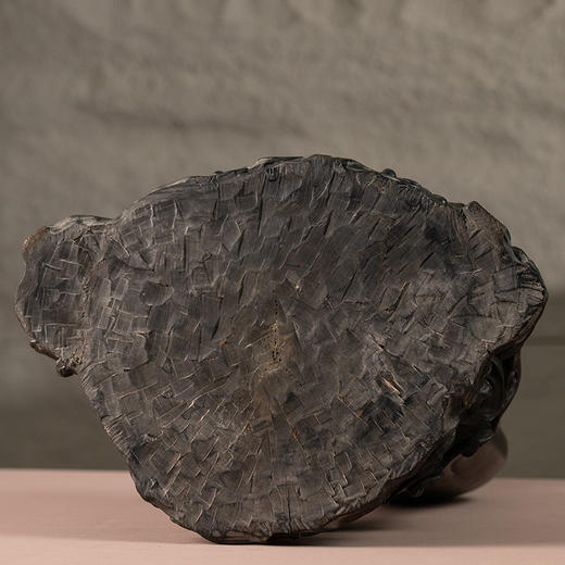 清 紫檀木雕持卷观音像 商品图3