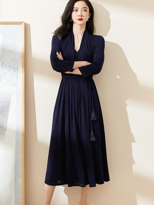 米思阳2026春季新款时尚气质宝蓝色醋酸连衣裙薄款宽松系带中长裙1043 商品图2