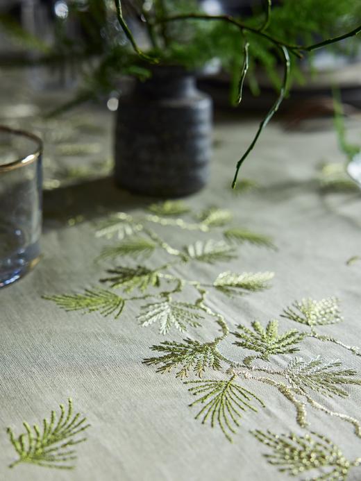 AT邸尔铂·法国进口奢华家纺RAMAGE花枝桌品艺术桌布 商品图12