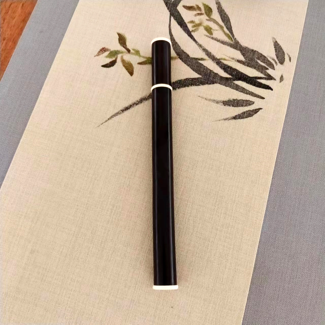 紫光檀镶白边香管