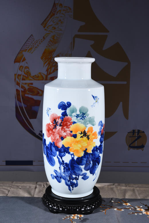 釉下五彩富贵吉祥赏瓶 商品图0