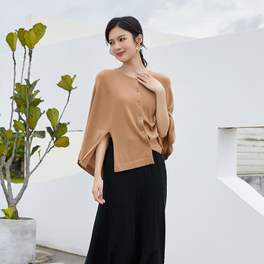 东黎 • 小山羊绒女士秋冬圆领时尚百搭披肩 3107 商品图4