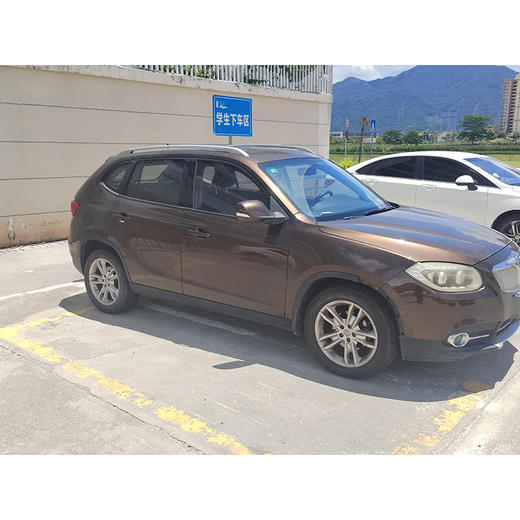 中华 V5 1.5T 自动两驱运动型【长租-深圳】 商品图3