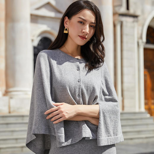 东黎 • 小山羊绒女士秋冬圆领时尚百搭披肩 3107 商品图0