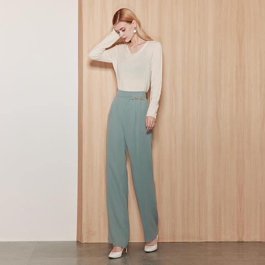 EITIE爱特爱冬季新款100%山羊绒舒适保暖套头纯色显瘦针织衫7201905 商品图9