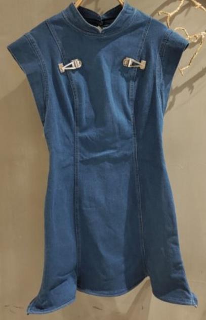 【门店同款】2023年夏季时尚牛仔连衣裙 151893791 商品图0