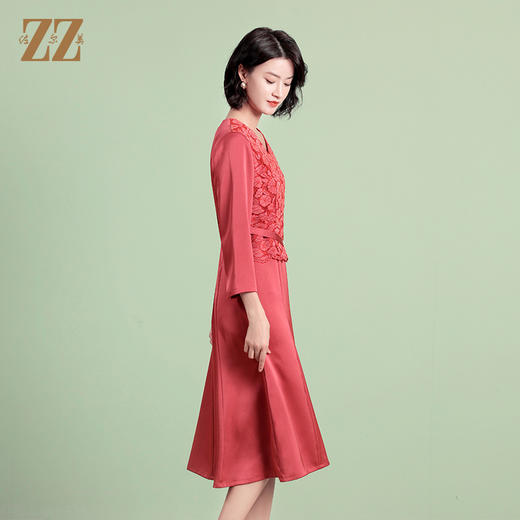 佐尔美秋季新款 优雅气质V领蕾丝连衣裙女E23LL31 商品图2