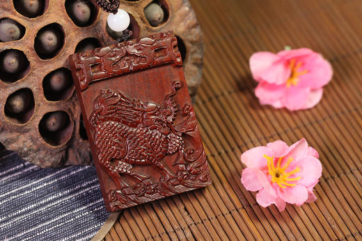 麒麟°酸枝&紫光檀挂件 商品图0