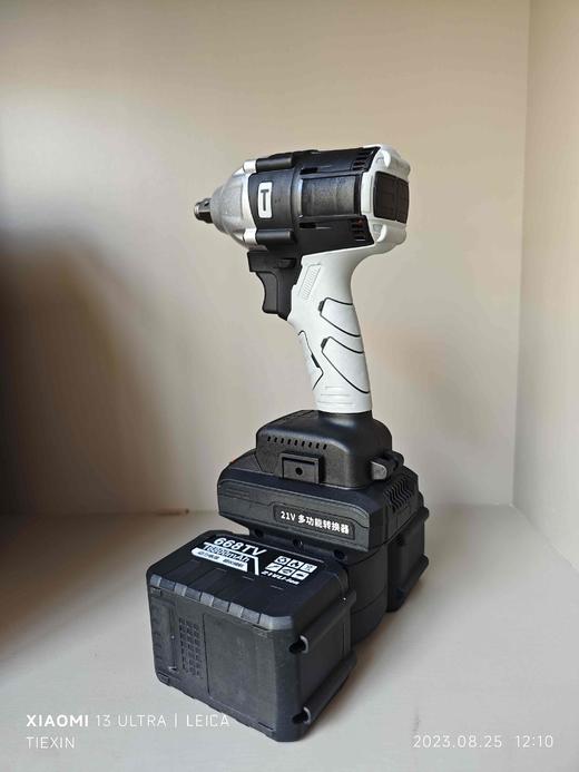 【货号05336】新款一拖二电池转换器大艺款插脚转大艺款插脚锂电链锯电池转换器充电器 商品图10