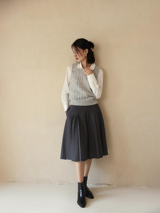 HeyDress马海毛针织马甲背心女秋季圆领宽松叠穿绞花设计羊毛马夹 商品图3