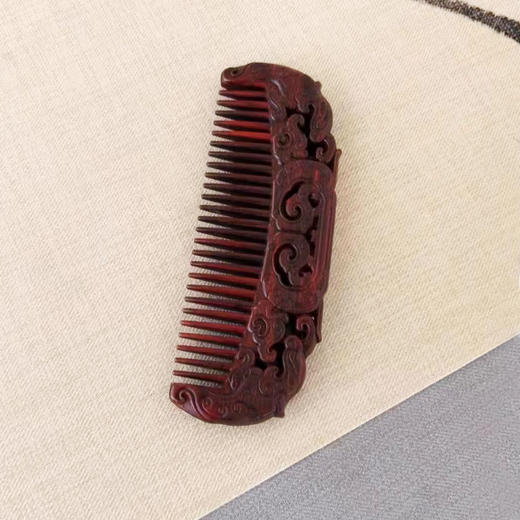 精雕小叶紫檀如意梳 商品图1