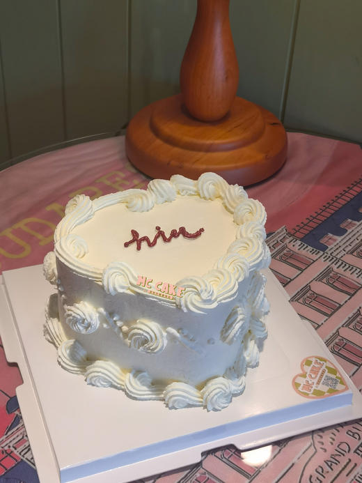 爱心桃裱花蛋糕 商品图0