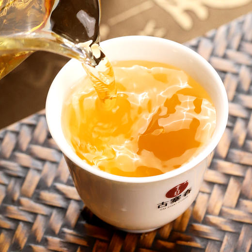 【滕王阁】还原易武号级茶配方1:1还原易武古六大茶区2019年原料神兽事业部老大亲调亲制重铸号级茶荣光 商品图3