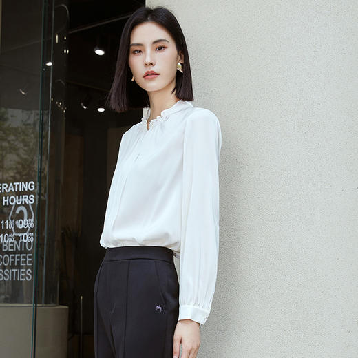玳莎立领真丝衬衫女2023年秋季新款白色通勤设计感衬衣桑蚕丝上衣 DC31306 商品图1